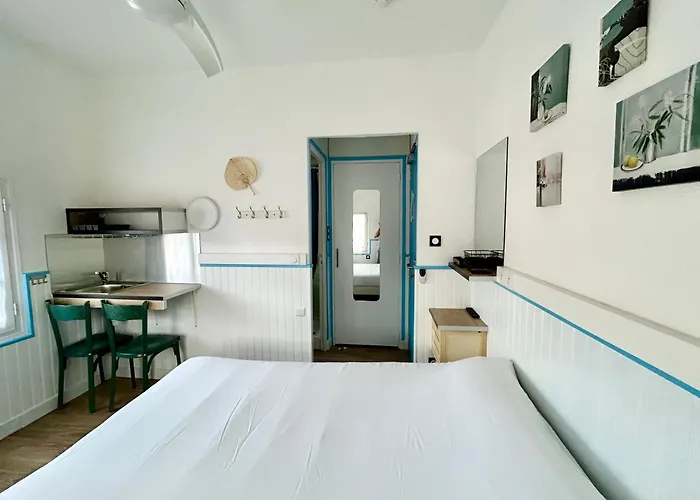 Hotel Oasis